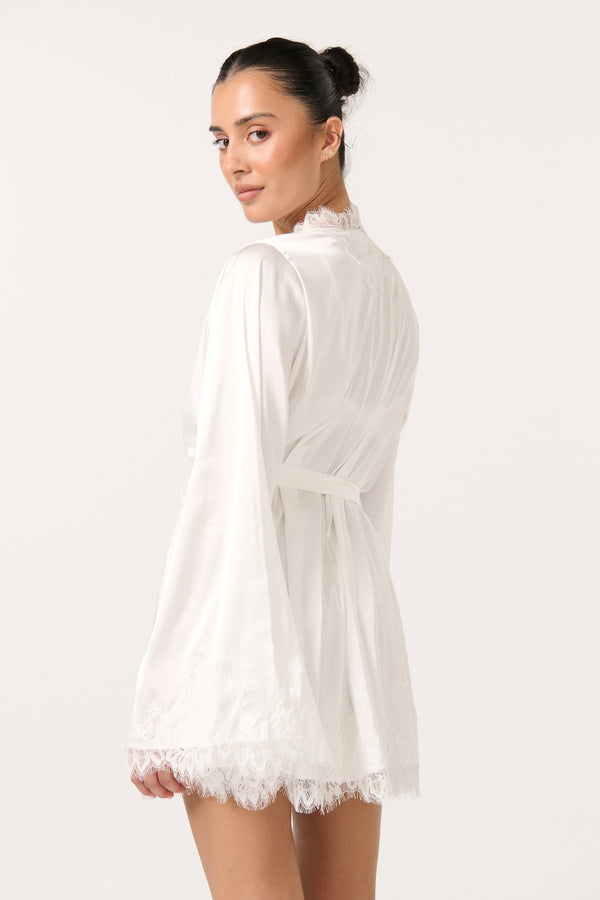 Olivia Robe Ivory