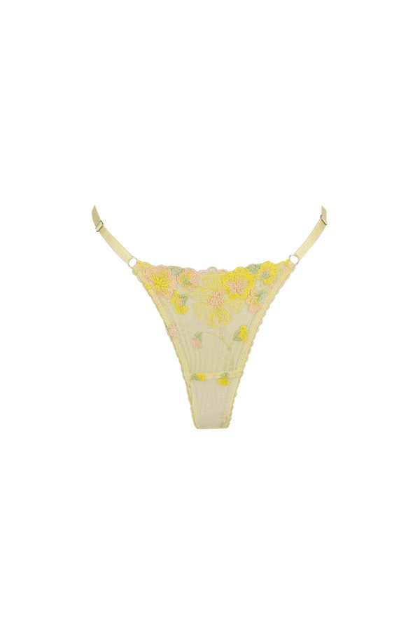 Amelia Thong Limoncello