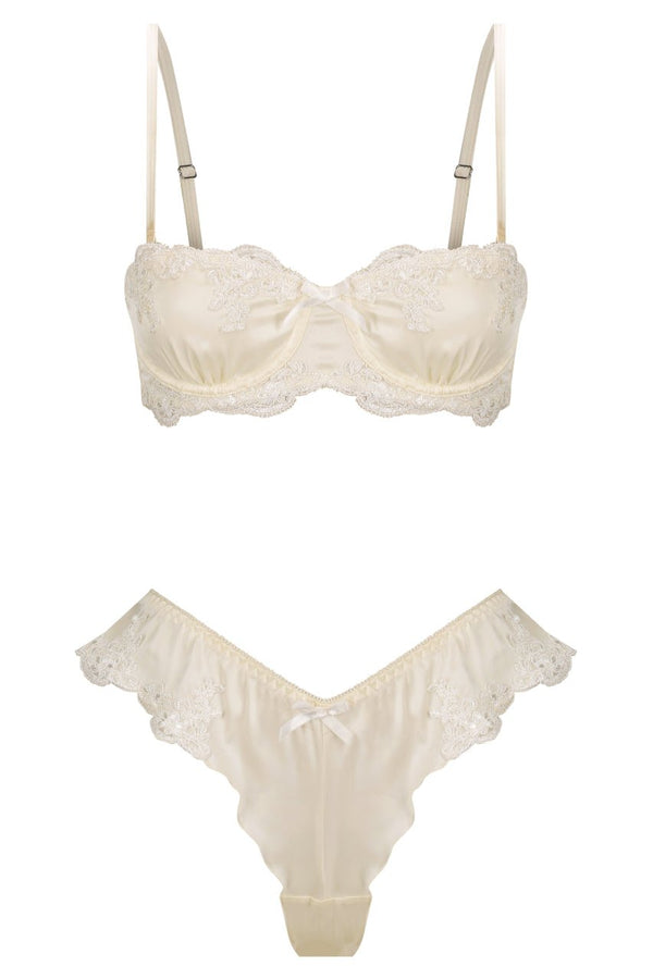 Jean Set Antique